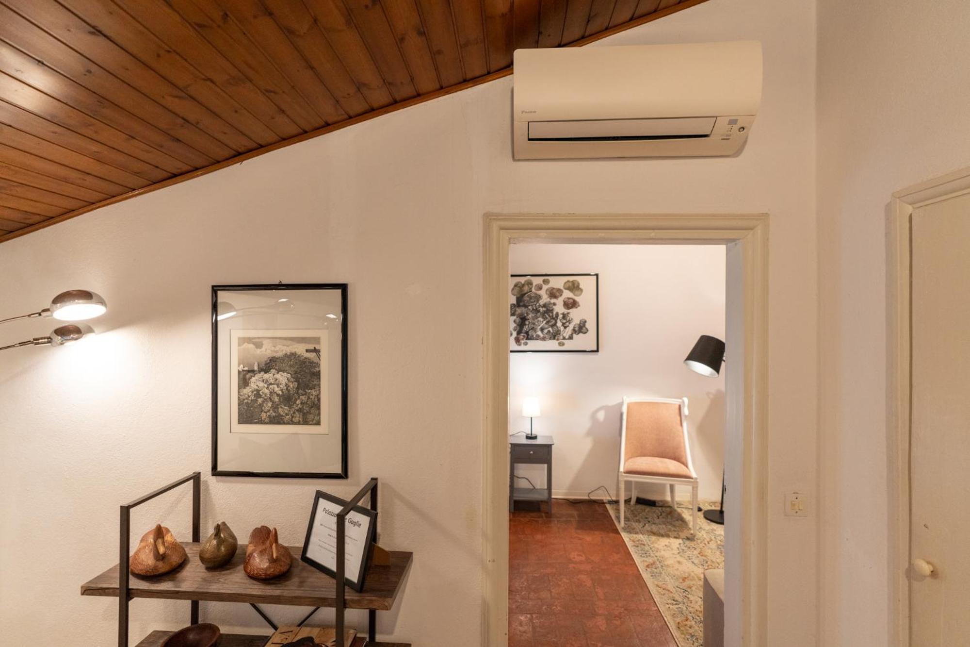 Palazzo Delle Guglie By Postcardsfrom Aparthotel Verona Exterior photo